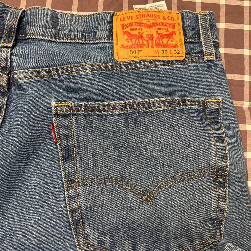 Vintage Levi 505s - Picture 5 of 6